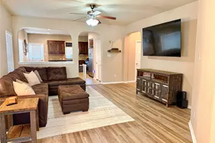 1068 Meadow Scape Dr, Burleson, TX 76028 - Photo 4