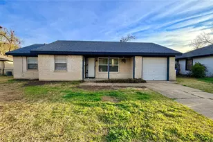 1230 McDonald Dr, Garland, TX 75041 - Photo 1