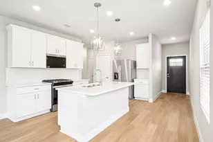 517 Blanton St, McKinney, TX 75069 - Photo 2