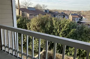 8600 Coppertowne Ln, Dallas, TX 75243 - Photo 16