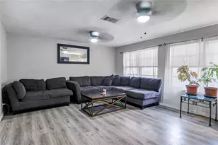 2904 Yates St, Fort Worth, TX 76133 - Photo 4