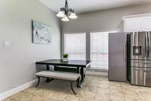 412 Red Castle Dr, Lewisville, TX 75056 - Photo 10