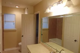 7233 Martha Ln, Fort Worth, TX 76112 - Photo 10