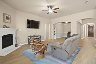 401 Komron Ct, Prosper, TX 75078 - Photo 6