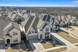 1909 Prickly Poppy Ct, Aubrey, TX 76227 - Photo 2