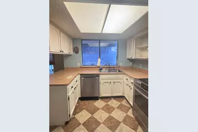 7533 Meadowlark Lane N, Watauga, TX 76148 - Photo 4