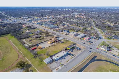 2309 Oakland, Fort Worth, TX 76103 - Photo 4