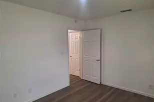 918 Prairie Ave, Cleburne, TX 76033 - Photo 10