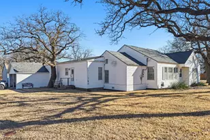 110 N Bouldin St, Hamilton, TX 76531 - Photo 20