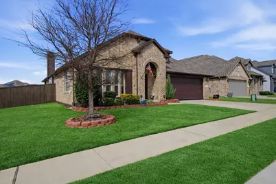 404 Moss Cove Drive, Aubrey, TX 76227 - Photo 2