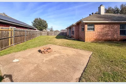 308 Palm Street, Crowley, TX 76036 - Photo 34