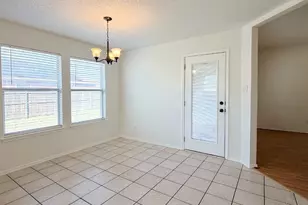 308 Palm St, Crowley, TX 76036 - Photo 14