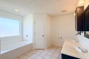 308 Palm St, Crowley, TX 76036 - Photo 28