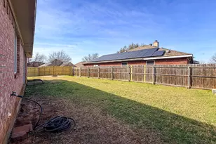 308 Palm St, Crowley, TX 76036 - Photo 32