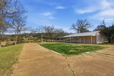 1308 Laredo Drive, Granbury, TX 76048 - Photo 34