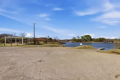 1308 Laredo Drive, Granbury, TX 76048 - Photo 38