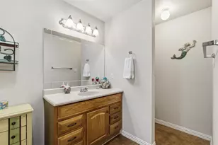 1308 Laredo Dr, Granbury, TX 76048 - Photo 16