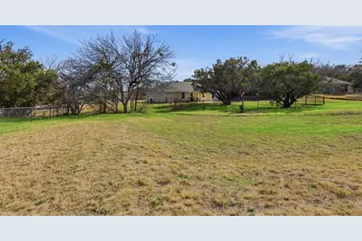 1308 Laredo Drive, Granbury, TX 76048 - Photo 28