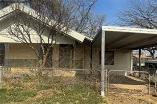 316 Alley St, Perrin, TX 76486 - Photo 2