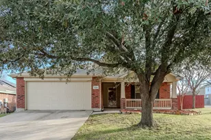 1425 Carrigan Ln, Denton, TX 76207 - Photo 2
