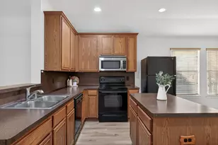 1425 Carrigan Ln, Denton, TX 76207 - Photo 14