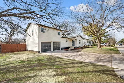 740 Shady Lane, Hurst, TX 76053 - Photo 4