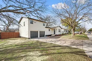 740 Shady Ln, Hurst, TX 76053 - Photo 4