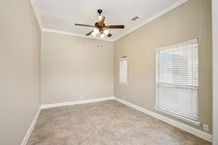 101 Gateway Dr, Alvarado, TX 76009 - Photo 28