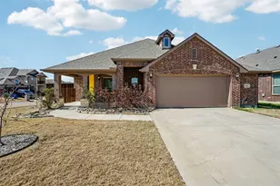 101 Gateway Dr, Alvarado, TX 76009 - Photo 1