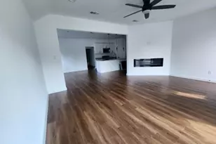 562 Jonelle St, Dallas, TX 75217 - Photo 12