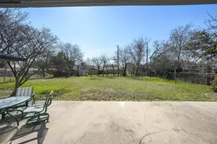 8117 Redwood Dr, Benbrook, TX 76116 - Photo 20