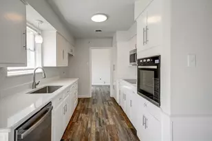 8117 Redwood Dr, Benbrook, TX 76116 - Photo 10