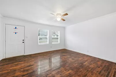 1612 Lyndana Avenue, Denison, TX 75021 - Photo 2