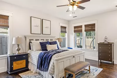 1109 E Oakdale Road, Irving, TX 75060 - Photo 8