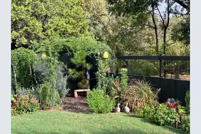 1136 Ridgeview Circle, Granbury, TX 76048 - Photo 4