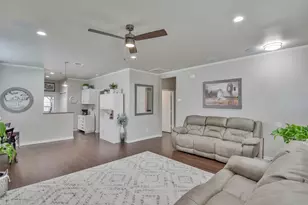 1136 Ridgeview Cir, Granbury, TX 76048 - Photo 20