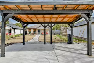 1136 Ridgeview Cir, Granbury, TX 76048 - Photo 38