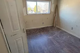 2408 Skylark Dr, Arlington, TX 76010 - Photo 6