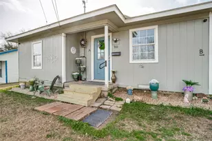 901 Park St, Greenville, TX 75401 - Photo 1