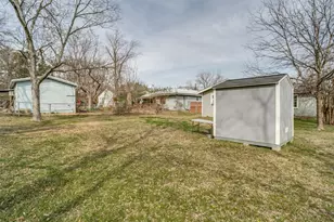 901 Park St, Greenville, TX 75401 - Photo 18