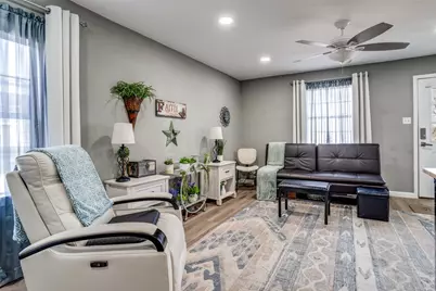 901 Park Street, Greenville, TX 75401 - Photo 6