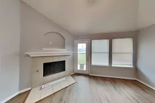 5424 Royal Birkdale Dr, Fort Worth, TX 76135 - Photo 2