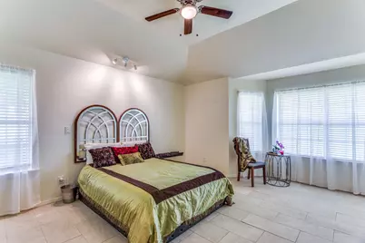 22034 Raintree, Whitney, TX 76692 - Photo 18