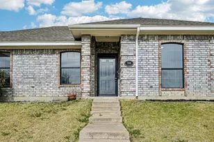 700 Blue Haze Dr, Fort Worth, TX 76108 - Photo 4