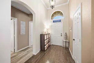 6915 Chapelridge Dr, Dallas, TX 75249 - Photo 2