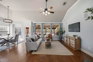 403 Pleasant Run, Murphy, TX 75094 - Photo 4