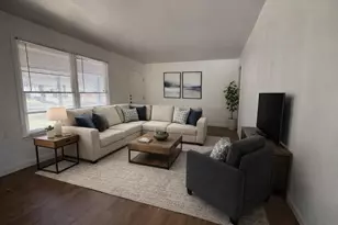 4855 Elena St, Dallas, TX 75216 - Photo 2