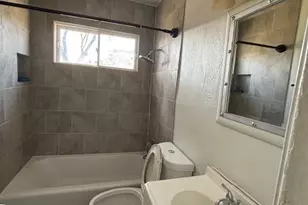 4855 Elena St, Dallas, TX 75216 - Photo 10