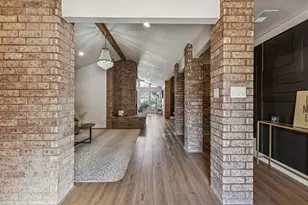 4512 Ranch View Rd, Fort Worth, TX 76109 - Photo 2