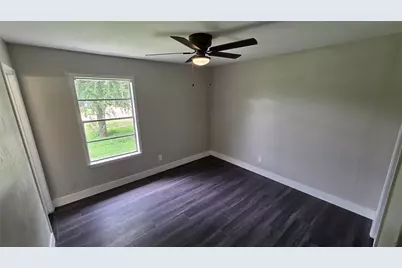 358 S Chambers Avenue, Emhouse, TX 75110 - Photo 22